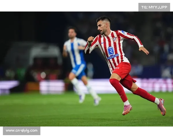 比利亚雷亚尔主力前锋巴埃纳转投马竞，莫莱罗填补空缺